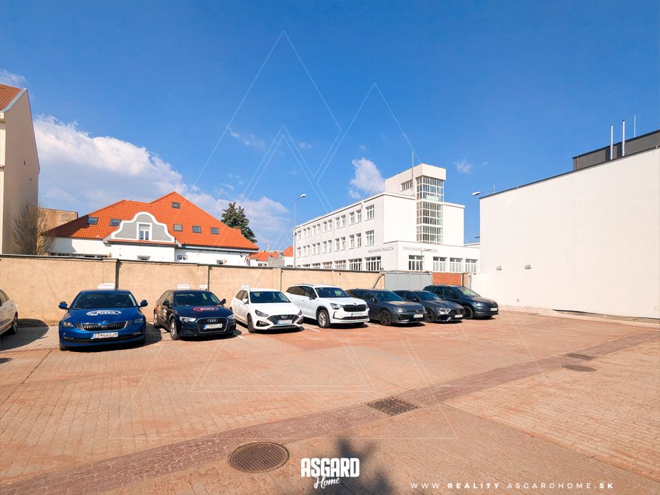 PXL_20260320_115504742